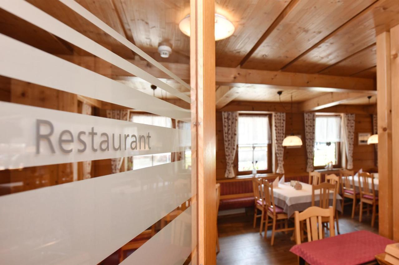 Gasthaus & Pension Alphorn Lech am Arlberg Exteriör bild